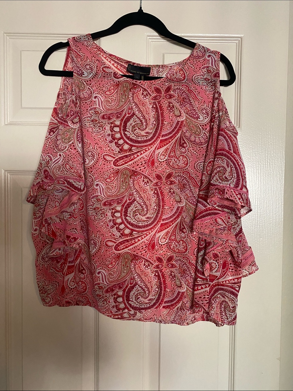 i jeans by Buffalo Pink Paisley Cold-Shoulder Ruffle Blouse